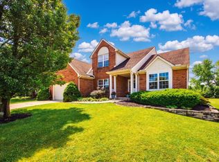 2137 Crest Rd, Cincinnati, OH 45240