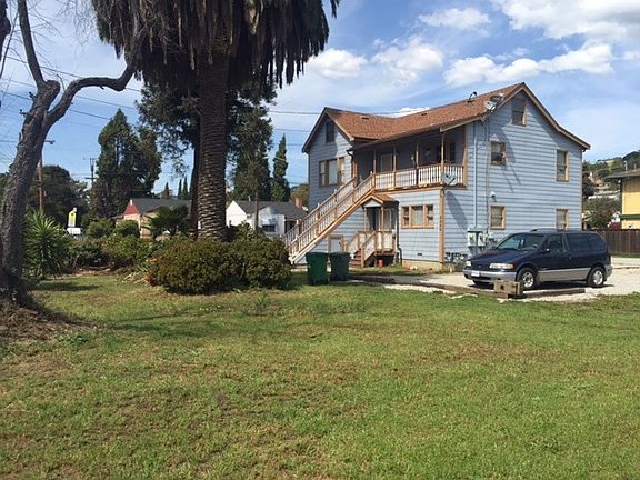 4th image of 8806 Hillside St