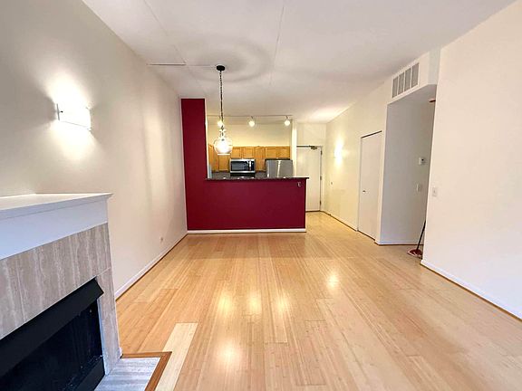 4th image of 7625 N Eastlake Ter APT 203