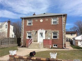 49 Vermont Ave, West Babylon, NY 11704