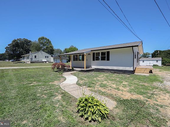 5th image of 12 Garrison Rd