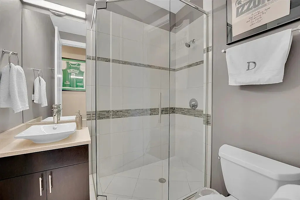 2 bed, 1250 sqft, $4,000 — Photo 1
