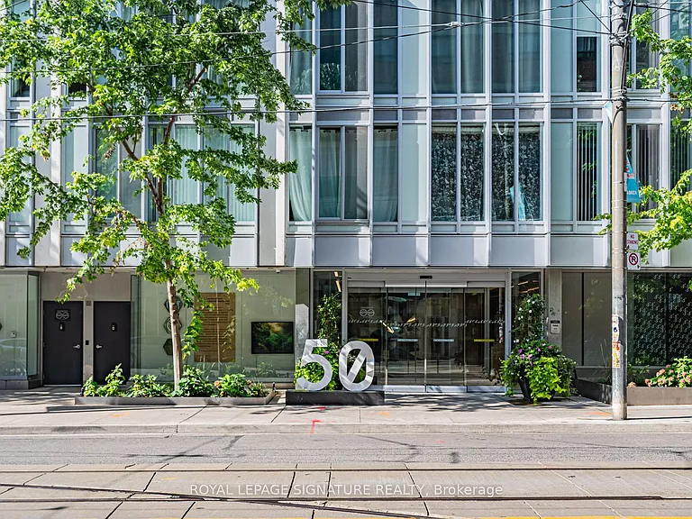 50 McCaul St #917 — Photo 38