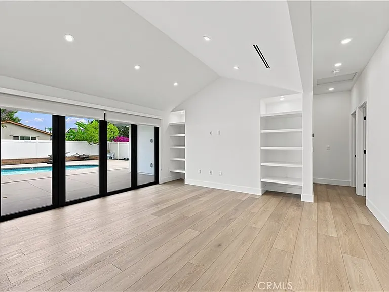 17511 Leafwood Ln — Photo 15