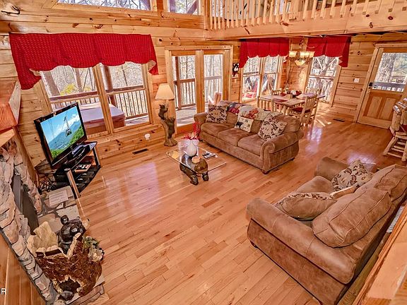2nd image of 4418 Forest Vista Way