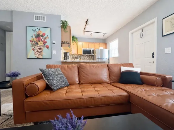 2660 NE 8th Avenue #211, Wilton Manors, FL 33334