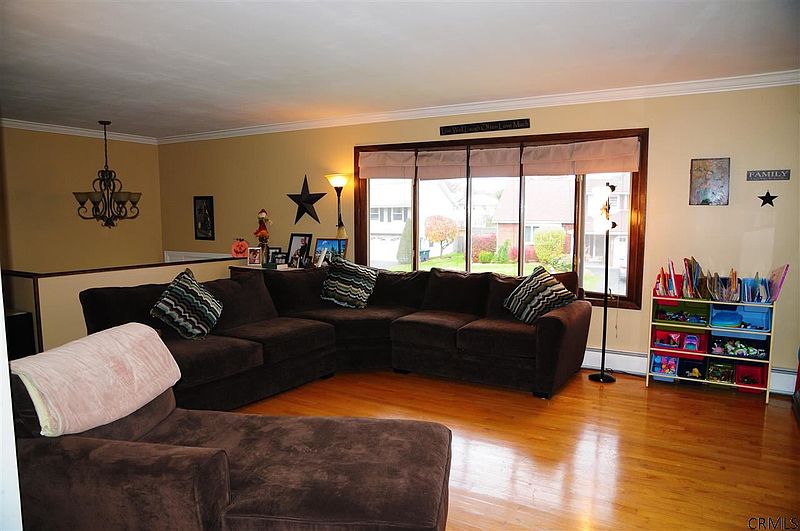 3rd image of 3 COLOMBA Drive