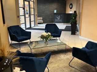 7730 Kipling Ave #903, Vaughan, ON L4L1Y9