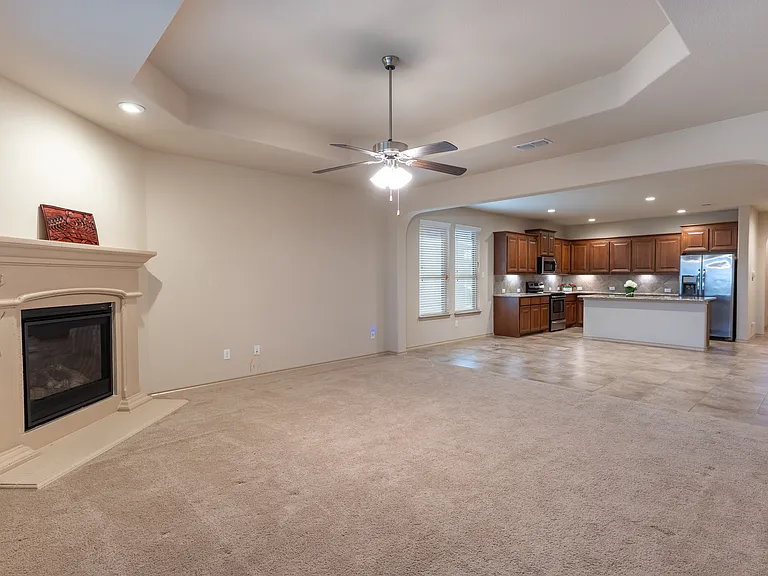 1117 Alnwick Ln — Photo 8