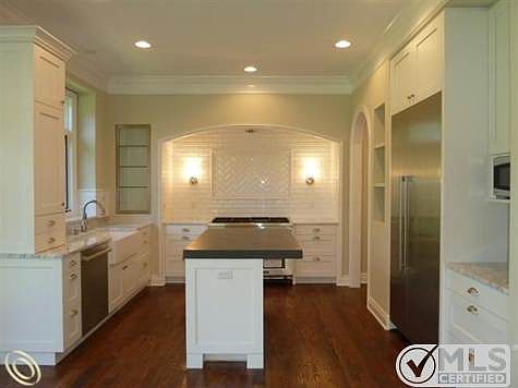 Custom Cabinets by Perspectives