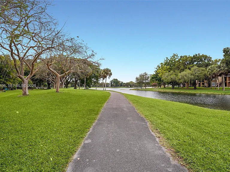 10535 SW 154th Ct #6 — Photo 34