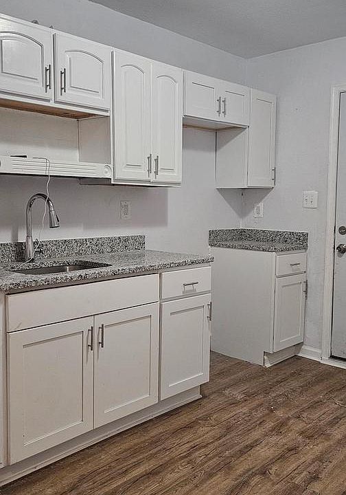 1st image of 1406 Filbert St