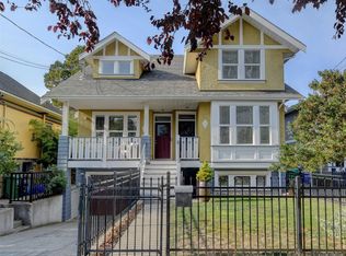 134 Clarence St, Victoria, BC V8V 2J2