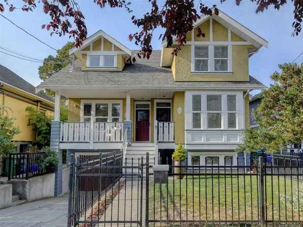 134 Clarence St, Victoria, BC V8V 2J2