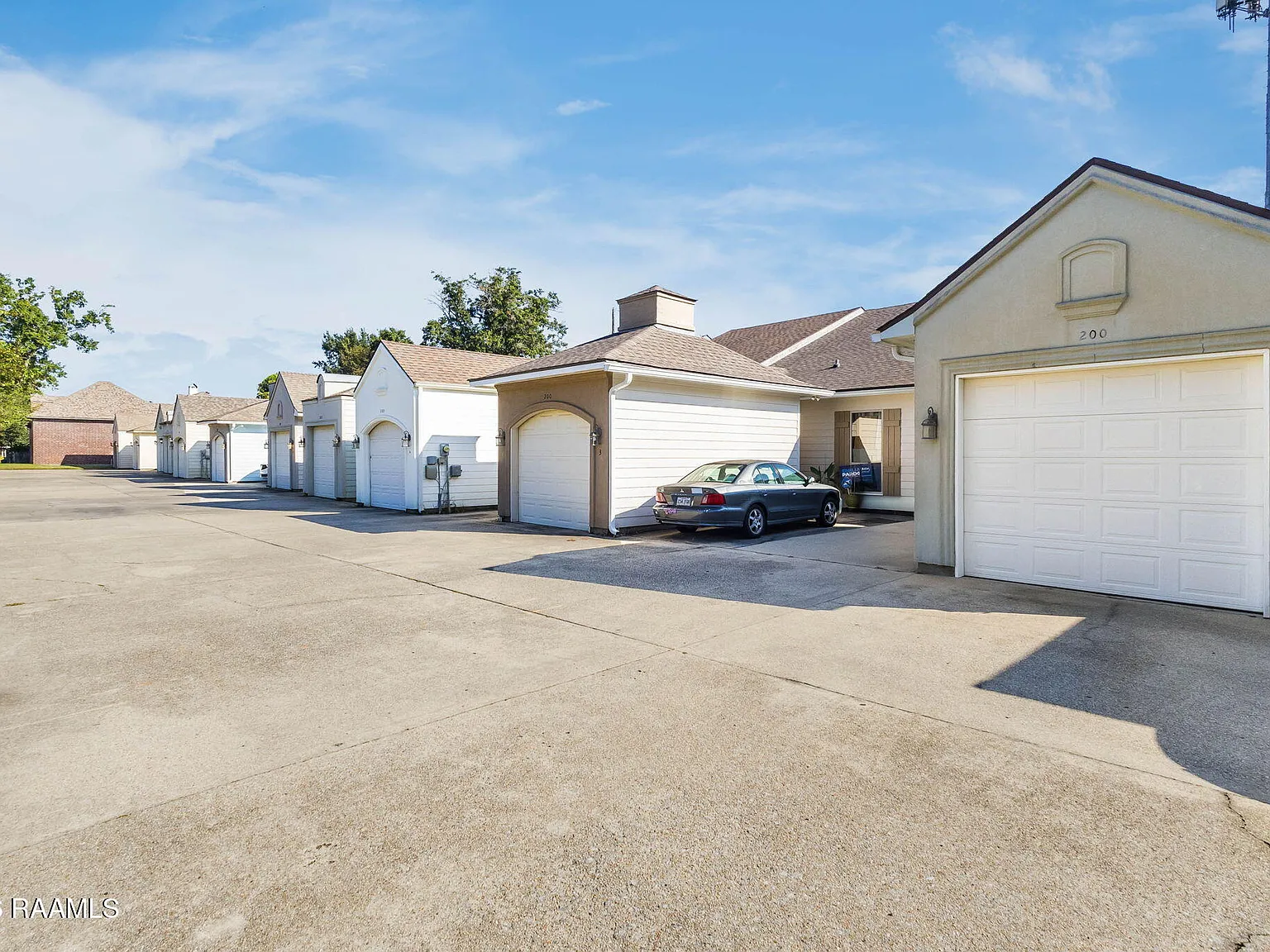 2 bed, 2.0 bath, 1289 sqft, $1,400 — Photo 3