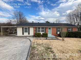 222 S Valley Rd, Hendersonville, TN 37075