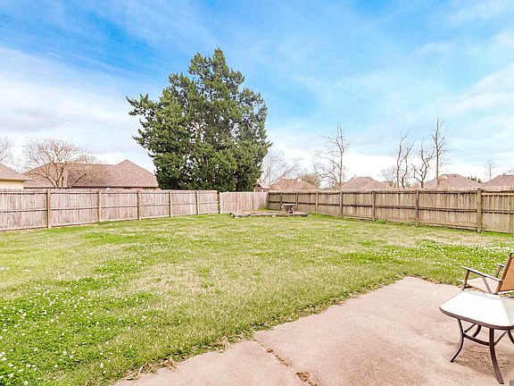 4th image of 18421 Doc Olena Dr