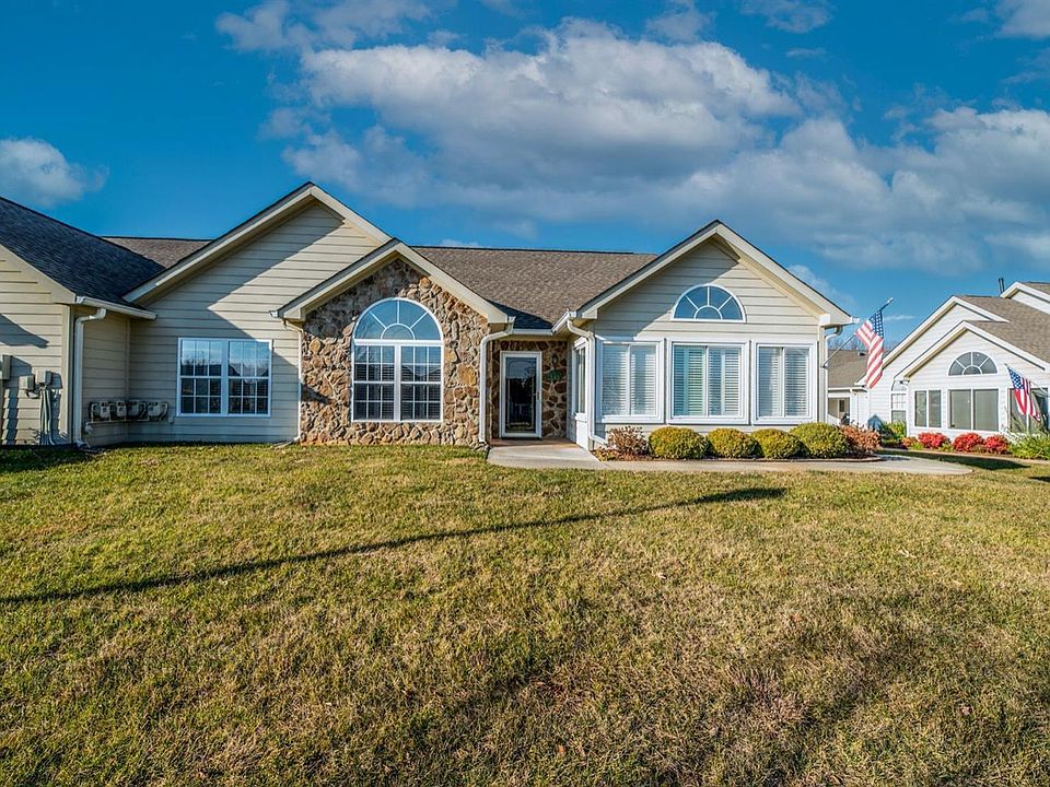 1st image of 149 Salisbury Cir