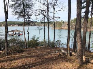 382 Peninsula Rdg, Sunset, SC 29685