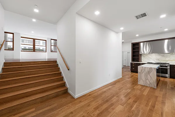 Rented by Compass | media 20