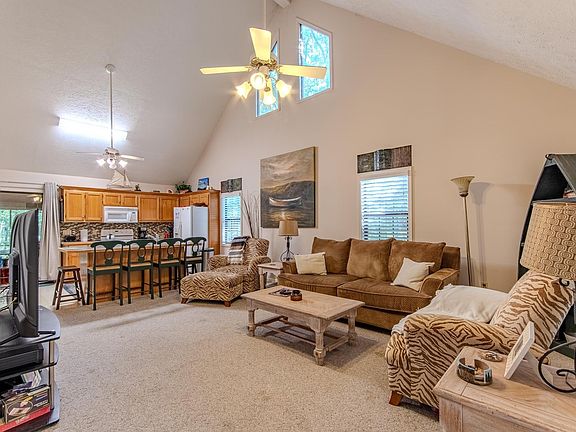 5th image of 59 Liles Ln