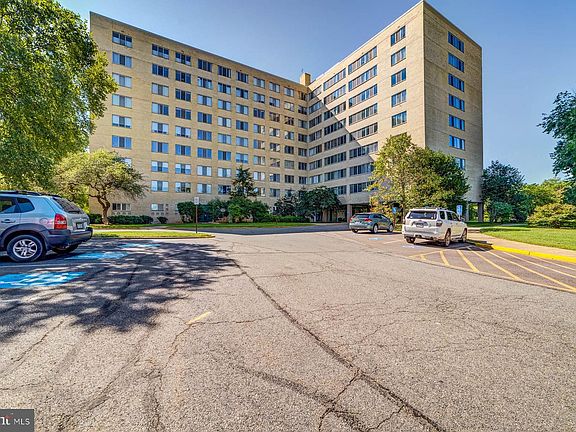 3rd image of 6631 Wakefield Dr APT 702