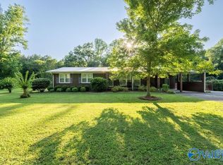 3678 Ray St, Gadsden, AL 35903