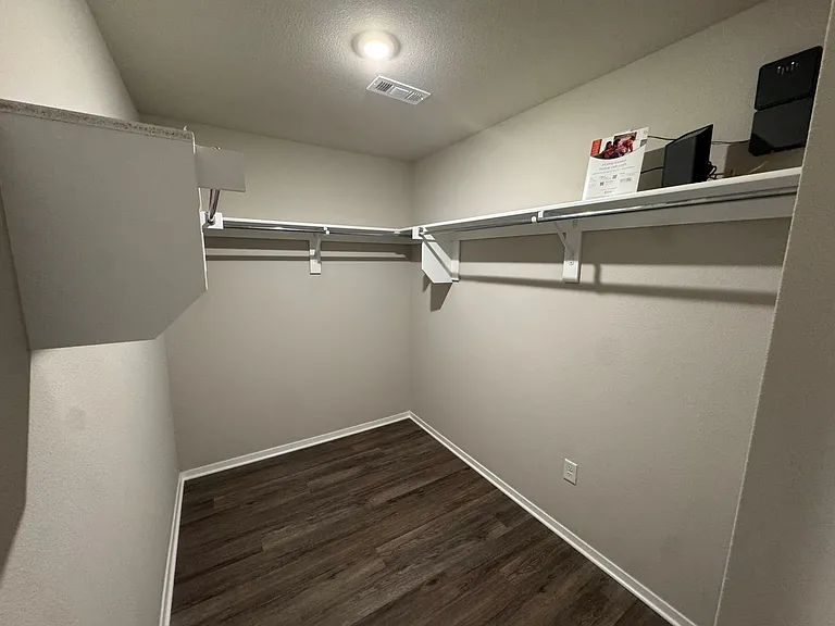 6505 NW Vandergriff St — Photo 12
