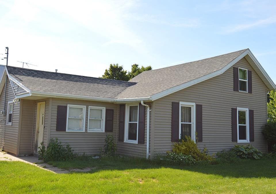 2nd image of 516 E 8th St