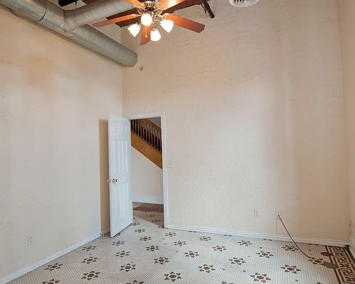 Palace Hotel Lofts — Photo 15
