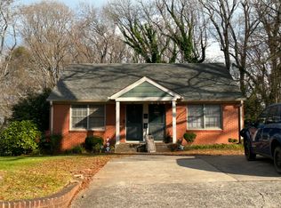 328 N Mulberry St, Statesville, NC 28677