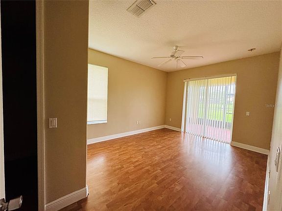 2nd image of 4053 Clipper Ct #4053