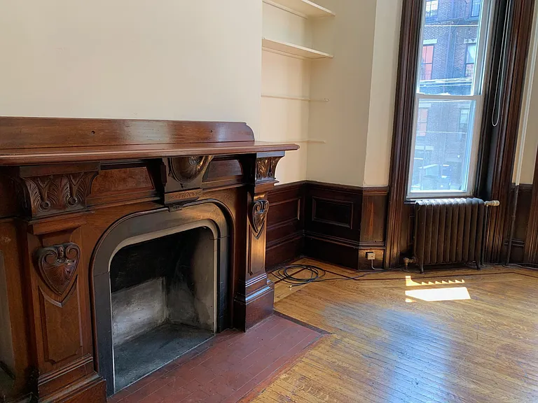 307 Beacon St #2 — Photo 3
