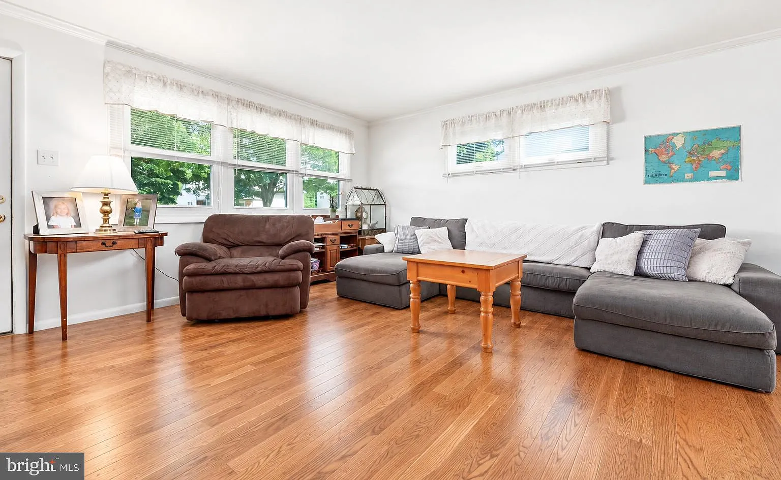 3 bed, 1.5 bath, 1660 sqft, $3,400 — Photo 4