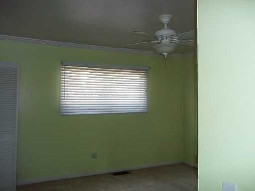 5th image of 204 12th St