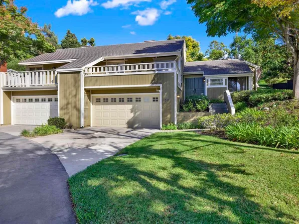 30 Rainbow Fls #17, Irvine, CA 92603