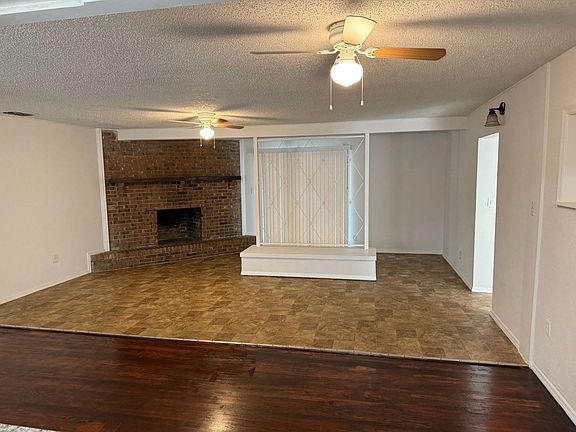 3rd image of 5104 Londonderry Blvd
