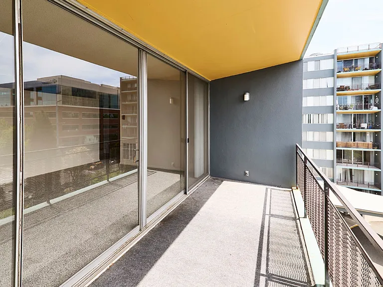 Hollywood Towne House — Photo 26