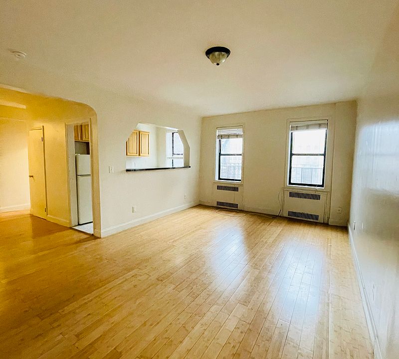 1st image of 590 Ocean Ave #G5
