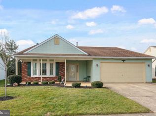 22 Horseshoe Ln N, Columbus, NJ 08022