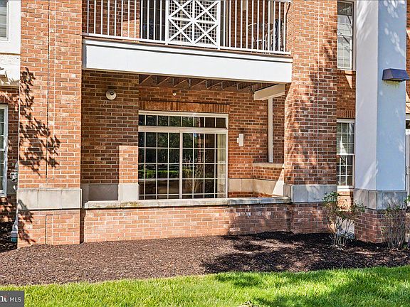 5th image of 2103 Meridian Blvd #2103
