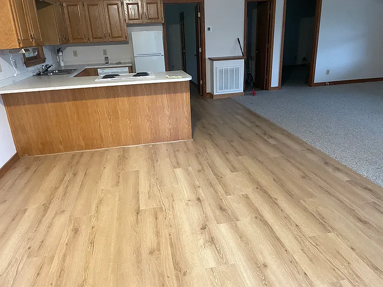 752 Meadow Brook Ln — Photo 5