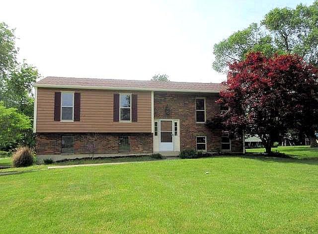 1st image of 5377 Country Ln