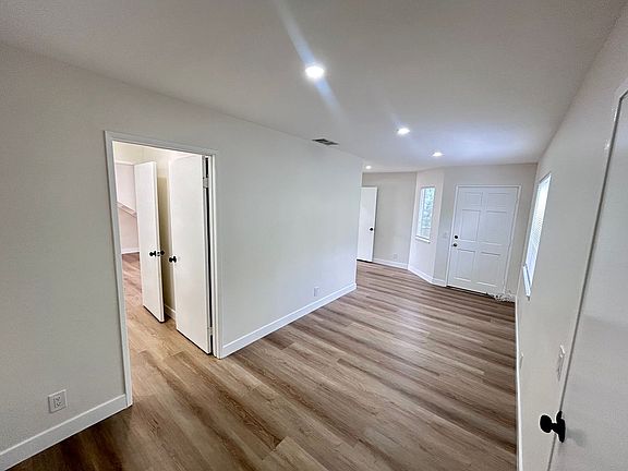 2nd image of 1580 Park Ave #Park1580-a