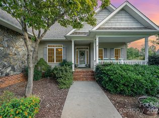 183 Donsdale Dr, Statesville, NC 28625