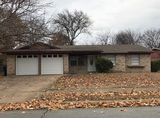 409 Moonlight Dr, Garland, TX 75040