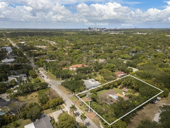 11631 SW 87th Ave, Miami, FL 33176