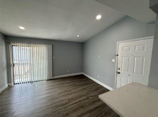 9550 Deering Dr APT 210, Houston, TX 77036