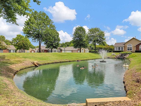 3rd image of 7374 Appling Hill Ln #2