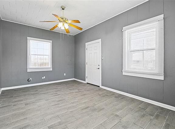 2nd image of 538 Avenue A